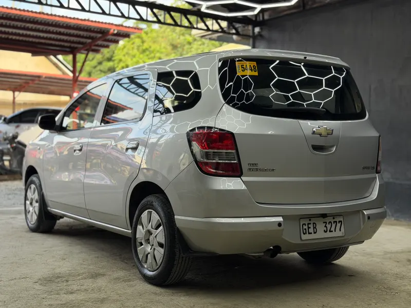 2015 Chevrolet Spin LS M/T 