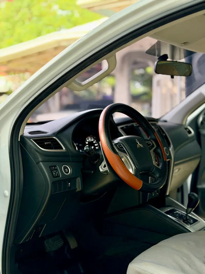 2023 Mitsubishi Strada GLS 4x2 A/T