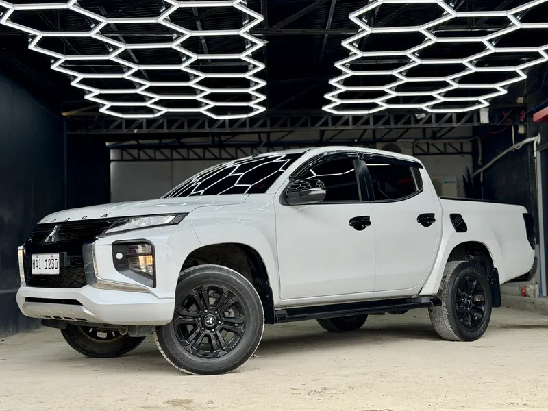 2023 Mitsubishi Strada GLS 4x2 A/T