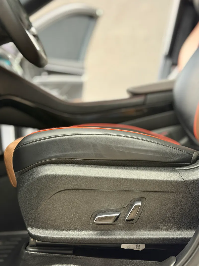 2025 BYD Sealion 6 DM-i 